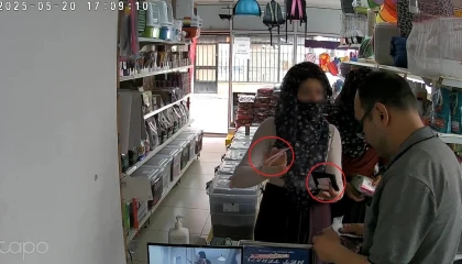 Saniye dolmadan paranın yerini değiştirdi: Sihirbazlara taş çıkartan dolandırıcılık yöntemi kamerada