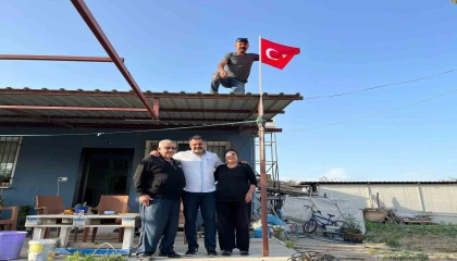 Şehit babasının bayrak değişimi isteği yerine getirildi