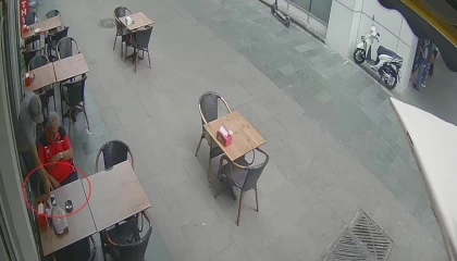 Simitçide uyudu, uyanınca neye uğradığını şaşırdı: Adisyon fişini de almış