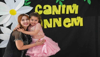 Tarsusta Anneler Günü etkinliği