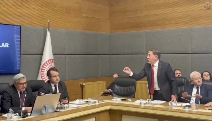 TBMM Dijital Mecralar Komisyonu toplantısında gerginlik