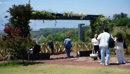 Turizmcinin bayram planı bekle gör taktiği