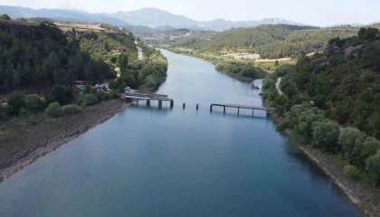 Ziyaretçilerini dinlendiren manzara: Aladağ