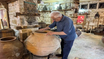 2 bin yıllık küp tarihi Sarıhacılar köyündeki müzede sergileniyor