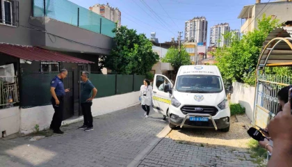 Acı olay: Anne ve oğlu kanlar içinde bulundu, hastaneye kaldırıldı
