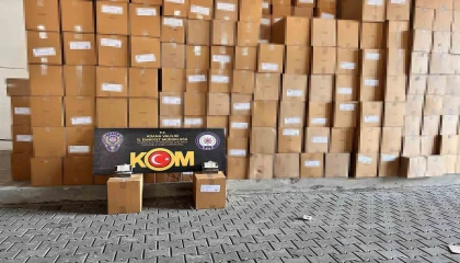 Adanada 5 buçuk milyonluk kaçakçılık operasyonu: 5 gözaltı