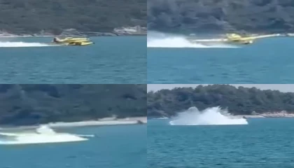 Adanada uçağın suya düşme anı kamerada