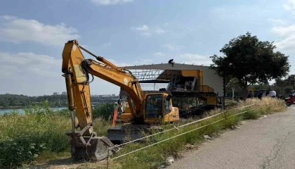 Adanada yıkım gerginliği