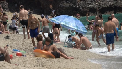 Alanya sahillerinde bayram yoğunluğu