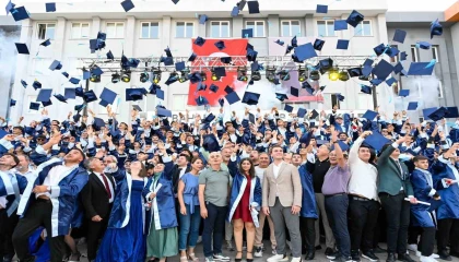 Ali Bahar AOSB Teknik Kolejinde ilk mezuniyet coşkusu: 254 öğrenci kep attı