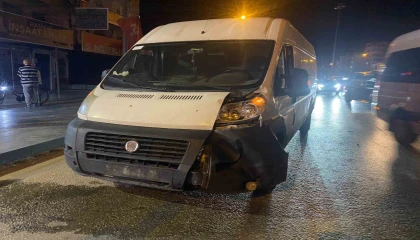 Antalyada minibüsün çarptığı çocuk hayatını kaybetti