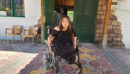 Azmi ile engelli bireylere örnek oluyor