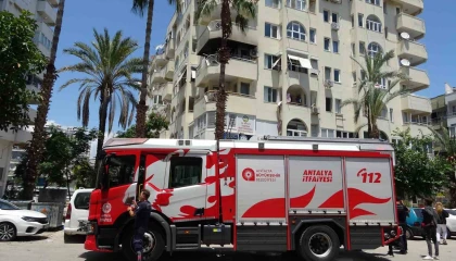 Balkonda çıkan yangın korkuttu