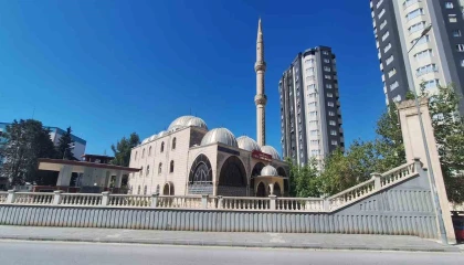 Camiden ses sistemi ve kablosu çalındı