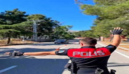 Gönende asayiş ve trafik uygulaması: 106 kişi sorgulandı