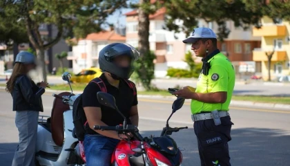 Ispartada trafik ve asayiş uygulaması: 7 araca ceza kesildi