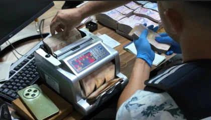 Kaçak sigara satarak 70 milyon TL gelir elde eden şahıslara jandarma operasyonu