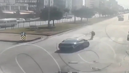 Kahramanmaraşta otomobil yayaya çarptı