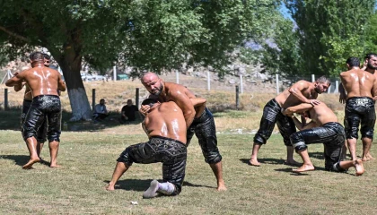 Kırkpınar Başpehlivanı Orhan Okulunun hedefi 3. altın kemer