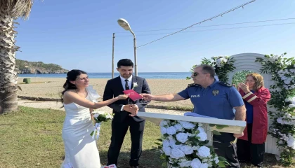 Komiserler hayatlarını birleştirdi