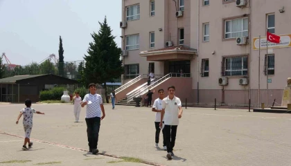LGSde oturumlar tamamlandı, babalar çifte heyecan yaşadı