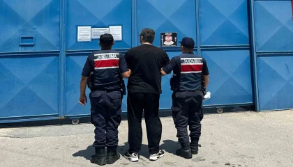 Limon bahçesinde saklanan hükümlü yakalandı