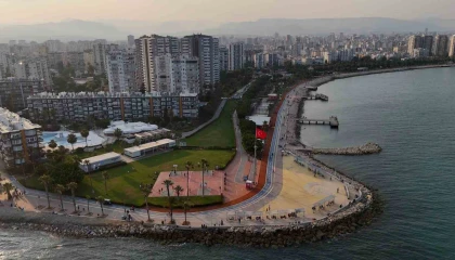 Mersin Kültür Park, halka çeşitli sosyal alanlar sunuyor