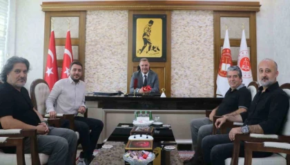 Mersinde basın mensuplarından Başsavcı Öztopraka veda ziyareti