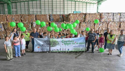 Mersinde geri dönüşüm için farkındalık etkinliği