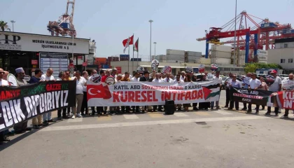Mersinde, İsrailin Madleen gemisine müdahalesi protesto edildi