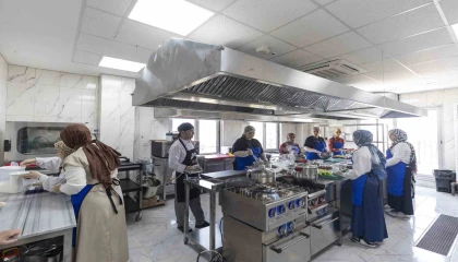 Mersinde sofralara lezzet katacak aşçılar yetişiyor