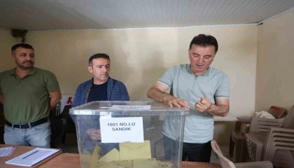 Ölen eşinin yerine muhtar seçildi