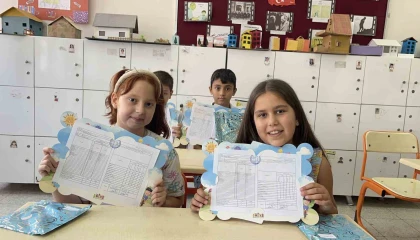 Osmaniyede 132 bin öğrenci karne heyecanı yaşadı