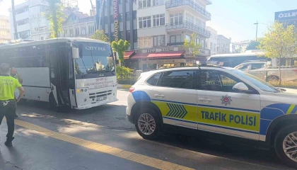 Süresi dolmuş ehliyetle minibüs kullanan sürücüye 3 bin 755 TL ceza