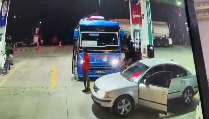 Sürücülerin güzergah kavgası kamerada