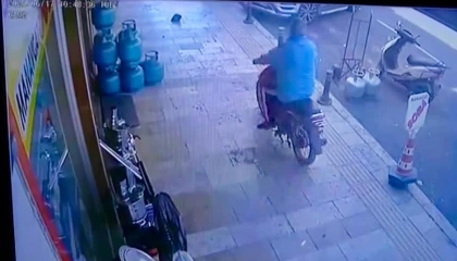 Tüpçü dükkanından mutfak tüpü çaldı