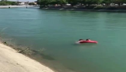 Yeğenini kurtardı, kendi boğularak can verdi