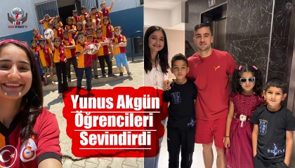 Yunus Akgün, köy okulundaki öğrencileri gönderdiği formalarla sevindirdi
