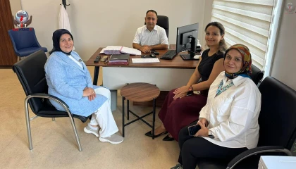 AK KADINLARDAN ÖZTÜRK’E TEBRİK ZİYARETİ