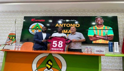 Alanyaspor, Maestroyu kadrosuna kattı