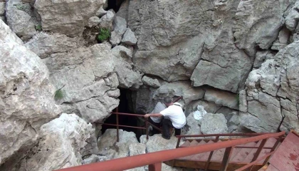 Antalyanın Toros dağlarındaki doğal buzdolabı