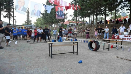 Bu da köy Survivoru: 5 yıldızlı tatili duyan köylüler kıyasıya yarıştı