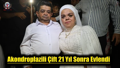 Cüce çift yarım kalan aşklarında 21 yıl sonra mutlu sona ulaştı