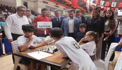 Depremzede yetim ve öksüz çocuklara umut olan Yüreğimizdeki Işık Projesiyle yaz tatilinde 3 bin 496 kurslarda eğitim görecek