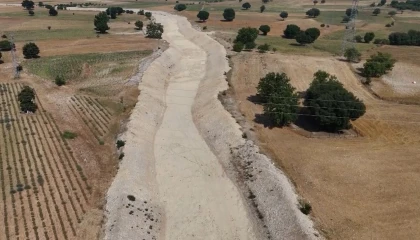 Fekede 26 yıllık sorun çözüldü: 10 kilometrelik dere ıslahıyla su baskınları önlendi