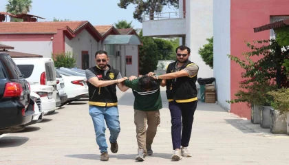 Gençlere işkence edip serbest kalmıştı, yaşlı bir adama da işkence edince tutuklandı