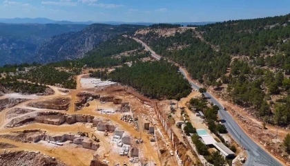 Gülnarda 30 kilometrelik grup yolu yenileniyor