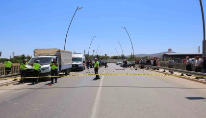 İki araç çarpıştı 13 yaşındaki Musa öldü