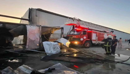 İşçilerin kaldığı konteynerde yangın çıktı