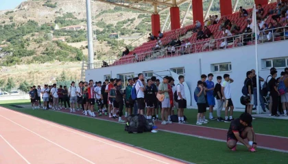 Isparta32spor seçmelerine ilk gün 300e yakın genç katıldı